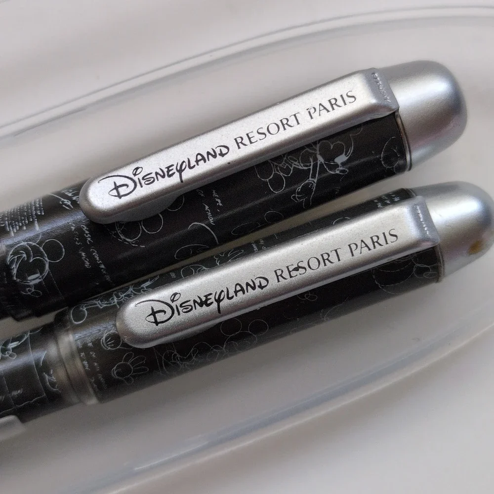 NIB Disneyland Resort Paris Twist & Foutain Pen Set Black Mickey Mouse Sketch